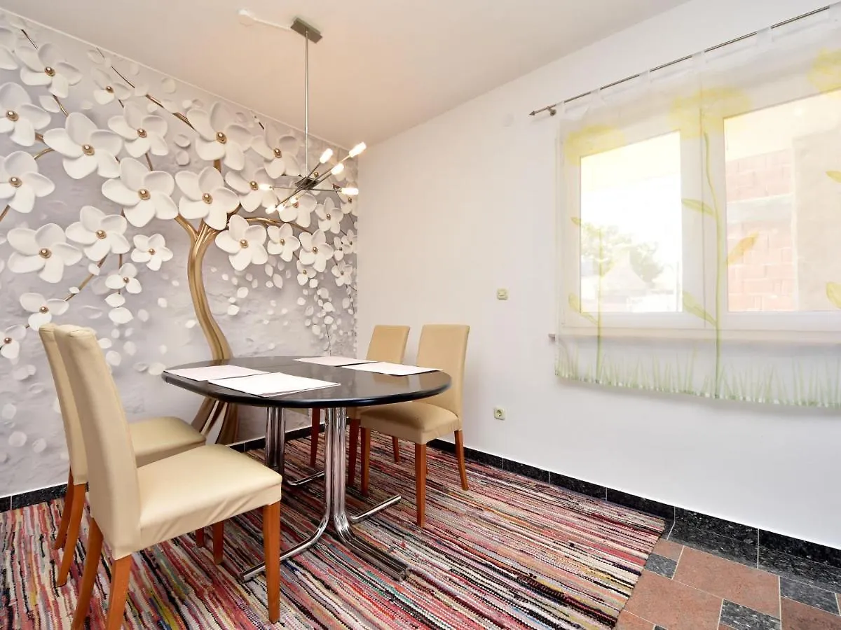 Apartment Fliri By Interhome Vir Kroatien